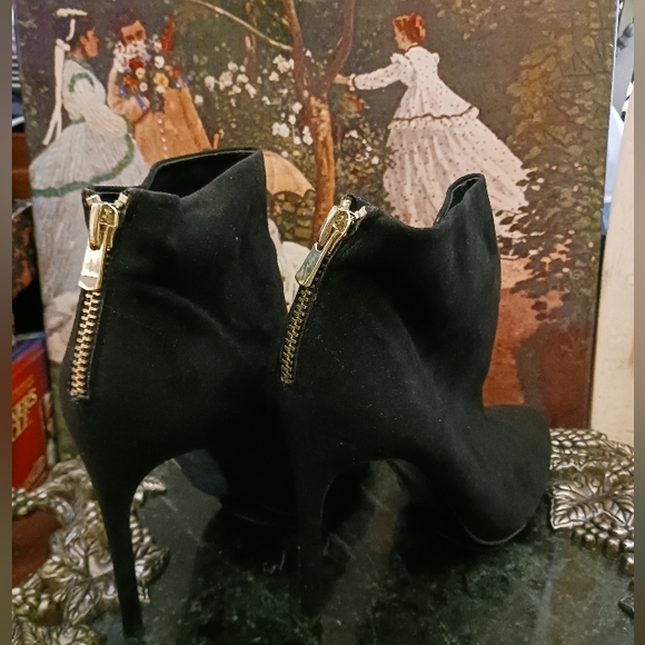 👠👠Black Suede Ankle High Heel👢👢 Size 10 Women,Zipper Back,Nice 🎁 💝 - Picture 3 of 8